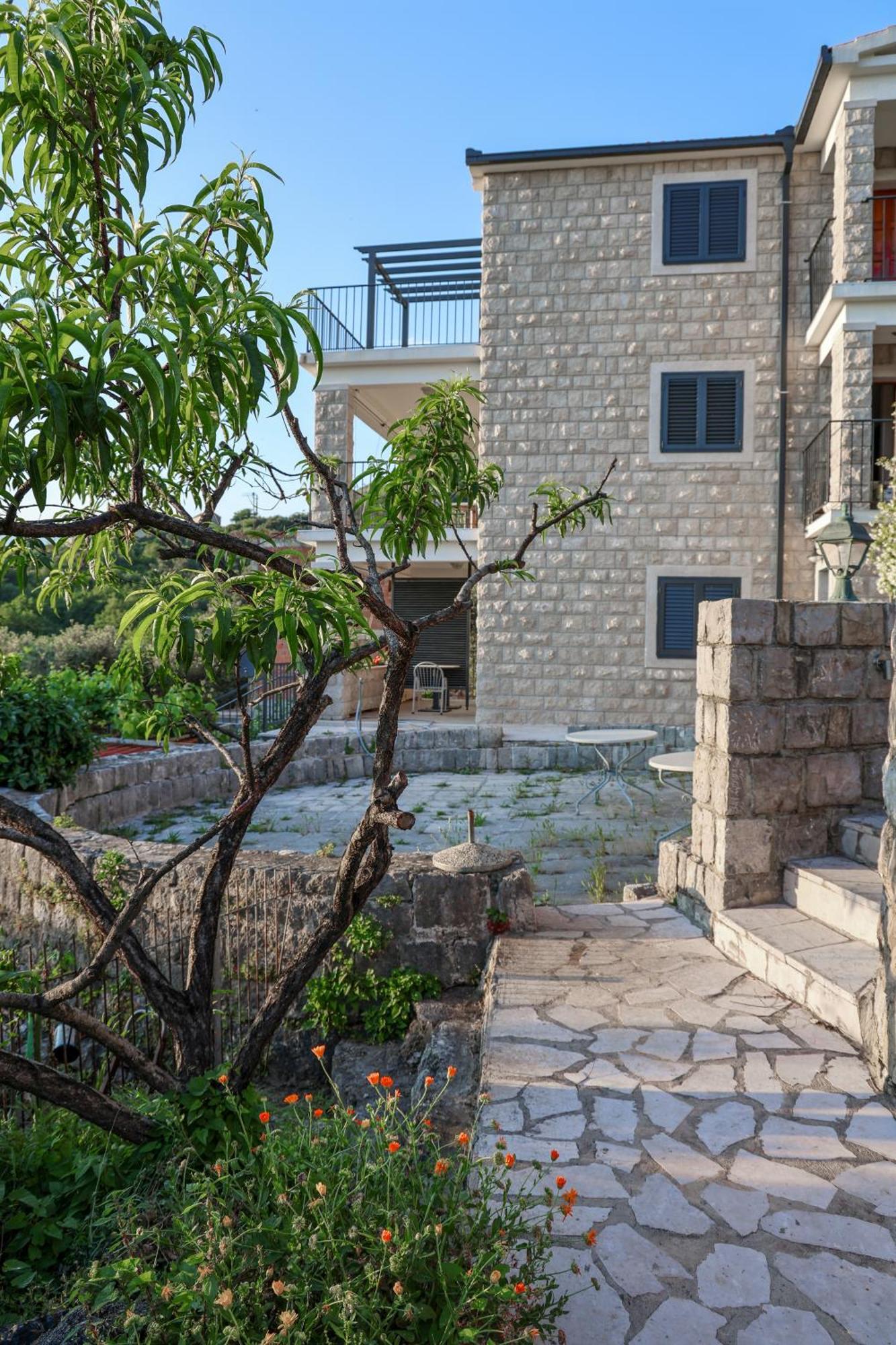 Residence Vukovic, Rezevici Buitenkant foto
